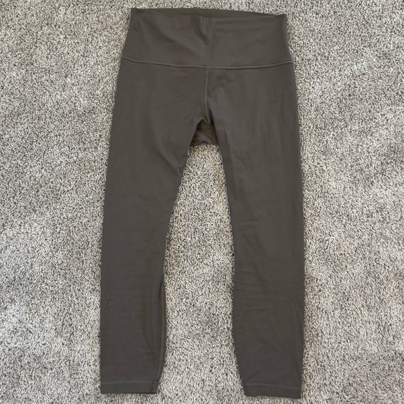 Lululemon Ribbed Align leggings - Picture 2 of 5